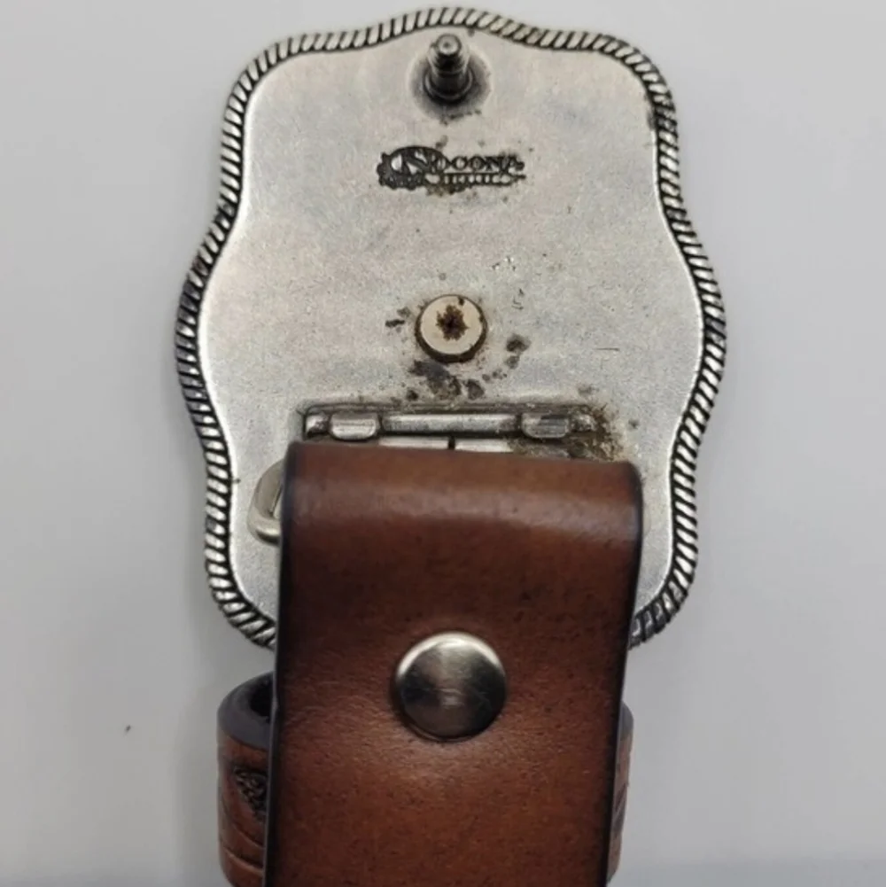 NOCONA Western brown tooled  leather white buckstitch belt & Bull Buckle sz 24